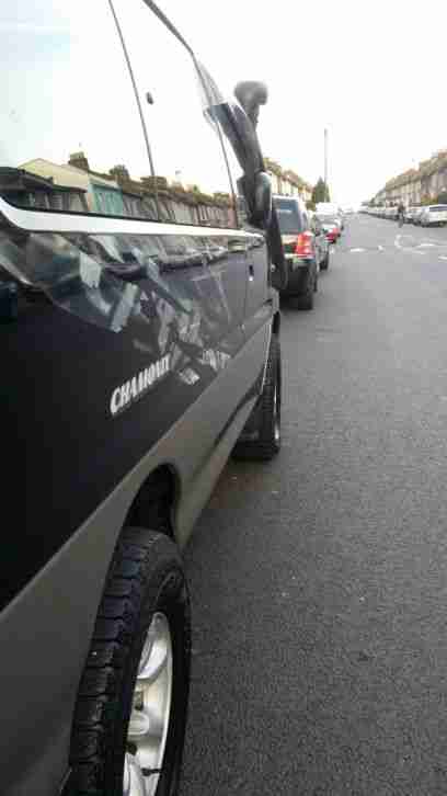 1998 MITSUBISHI DELICA BLACK