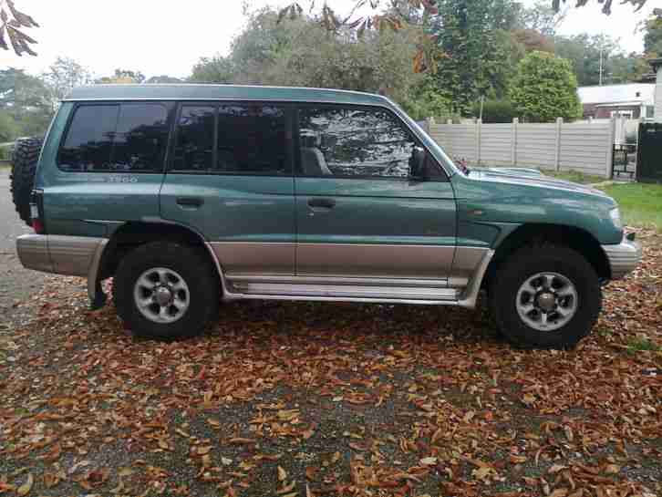 1998 MITSUBISHI SHOGUN GLS LWB AUTO GREEN