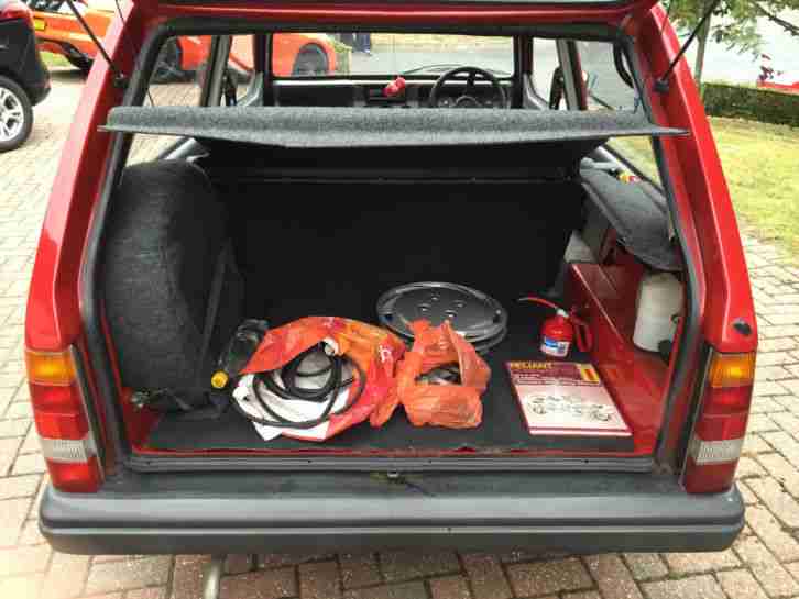 1998 RELIANT ROBIN LX RED
