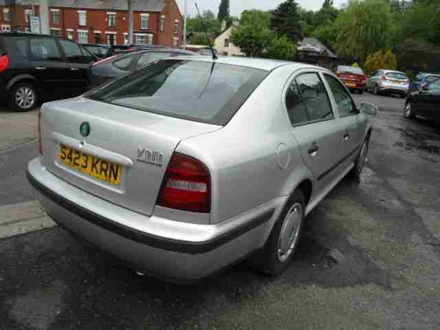 1998 SKODA OCTAVIA GLXI 1.6 AUTO SILVER 92000 MILES *NO RESERVE*
