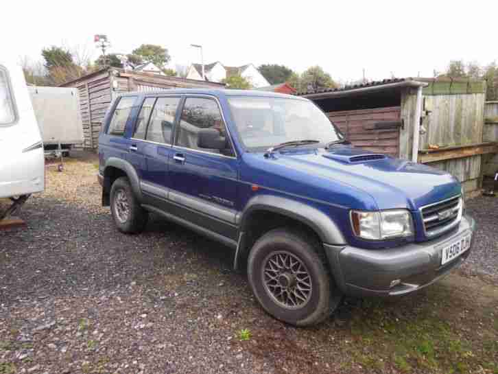 1999 ISUZU TROOPER CITATION DT LWB - 5 seats (leather)