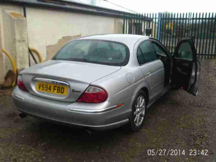 1999 JAGUAR S-TYPE V6 SILVER spares or repair clutch required