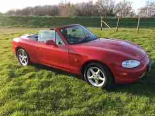 1999 MAZDA MX 5 RED