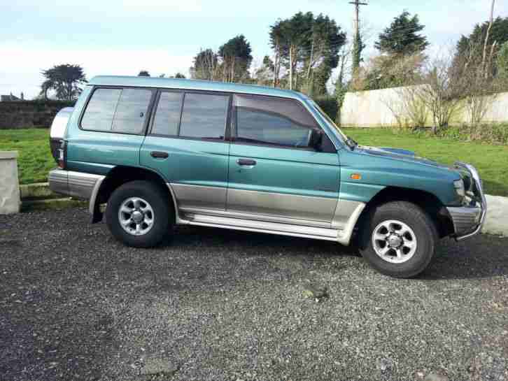 1999 MITSUBISHI SHOGUN GLS LWB GREEN UK MODEL LOW MILES