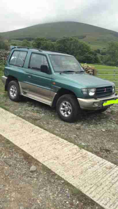 1999 MITSUBISHI SHOGUN GLS V6 SWB AUTO GREEN