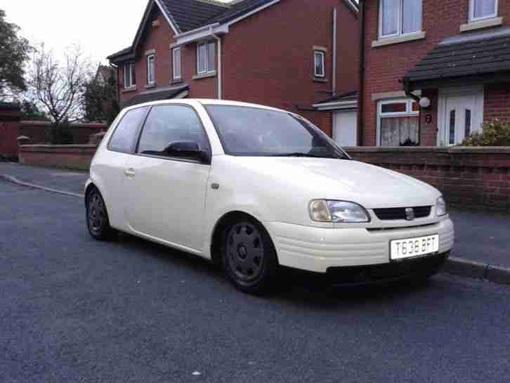 1999 SEAT AROSA 1.4 MPi AUTO WHITE EURO DUB LUPO Steering Wheel