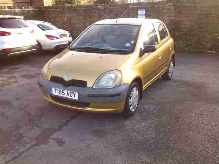 1999 YARIS GS BEIGE