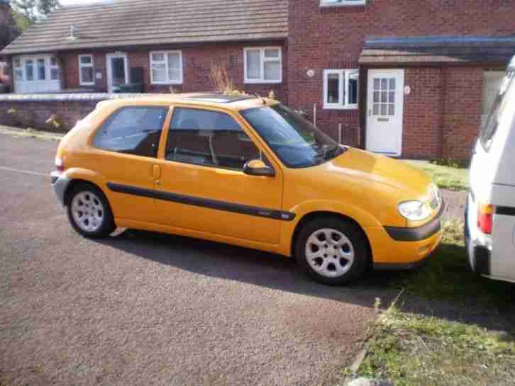 2000 SAXO FURIO ORANGE WITH 'VTR