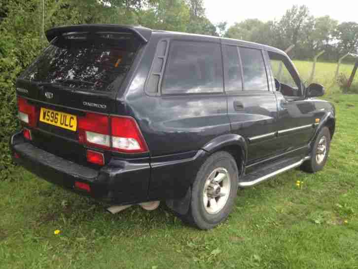 2000 DAEWOO MUSSO AUTO BLACK