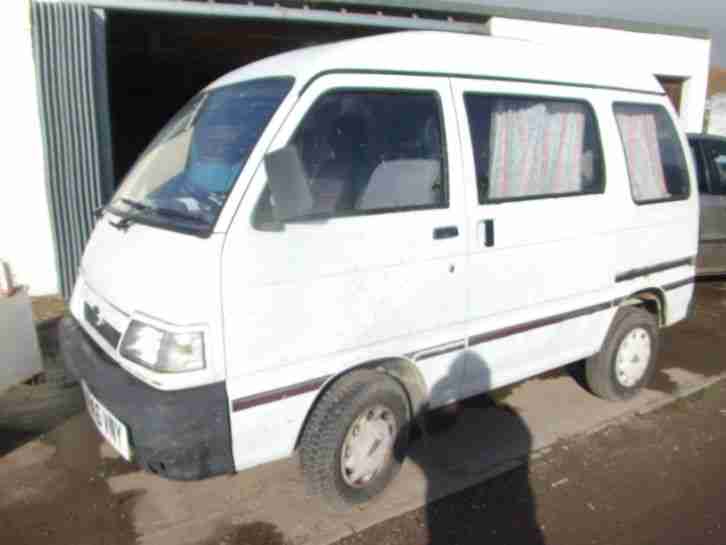 2000 HI JET 1300 16V EFI WHITE