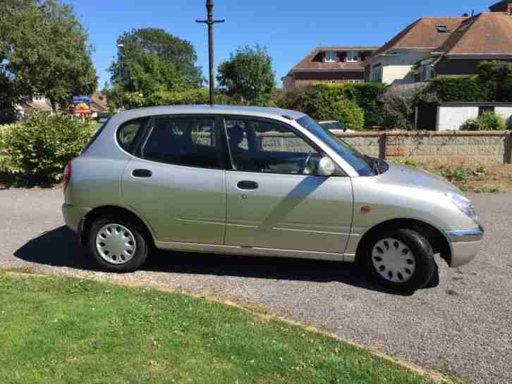 2000 Diahatsu Sirion 989cc Automatic ONLY 28500 miles