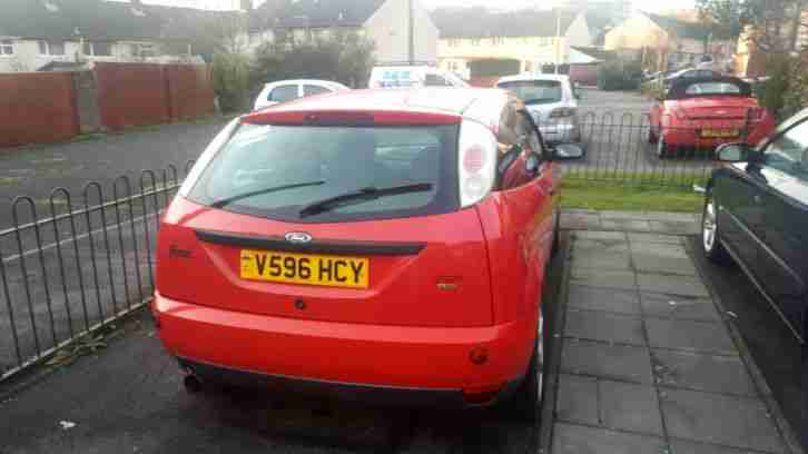 2000 FORD FOCUS ZETEC RED