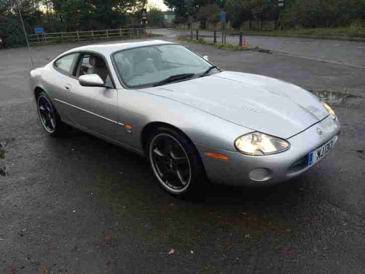 2000 JAGUAR XKR 4.0 SUPERCHARGED SILVER