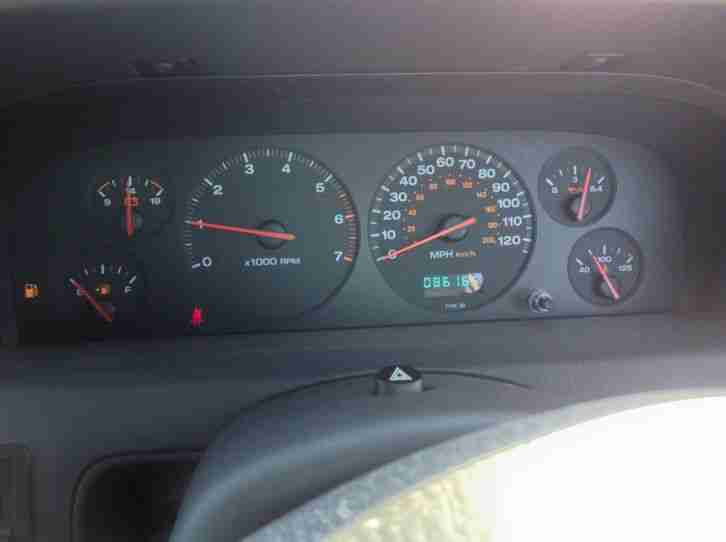 2000 JEEP GRAND CHEROKEE LIMITED SILVER 86,166 miles spares or repair 4x4