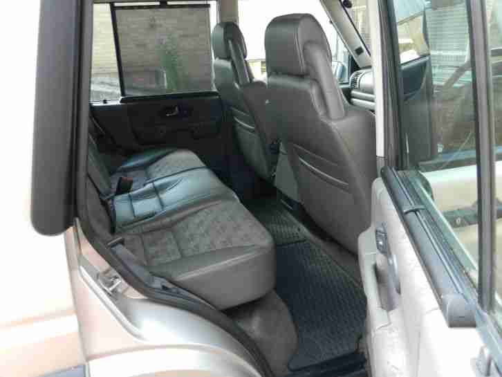 2000 LAND ROVER DISCOVERY TD5 XS AUTO SILVER