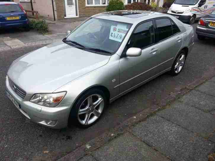2000 LEXUS IS 200 2.0 Sport 4dr