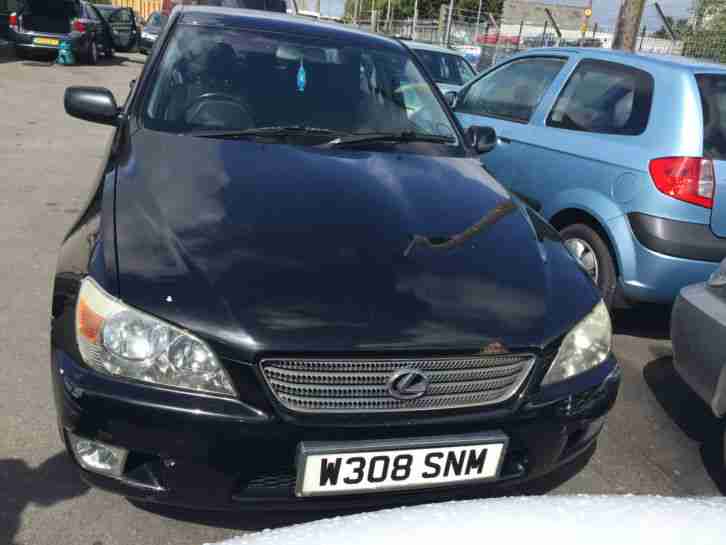 2000 LEXUS IS200 S BLACK