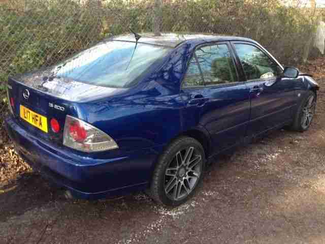 2000 LEXUS IS200 S BLUE Spare or Repair