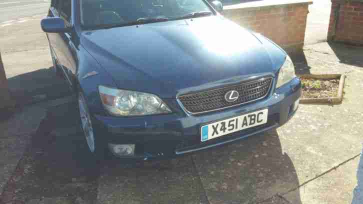 2000 LEXUS IS200 SPORT BLUE 10 Month MOT - Spares & Repair Only