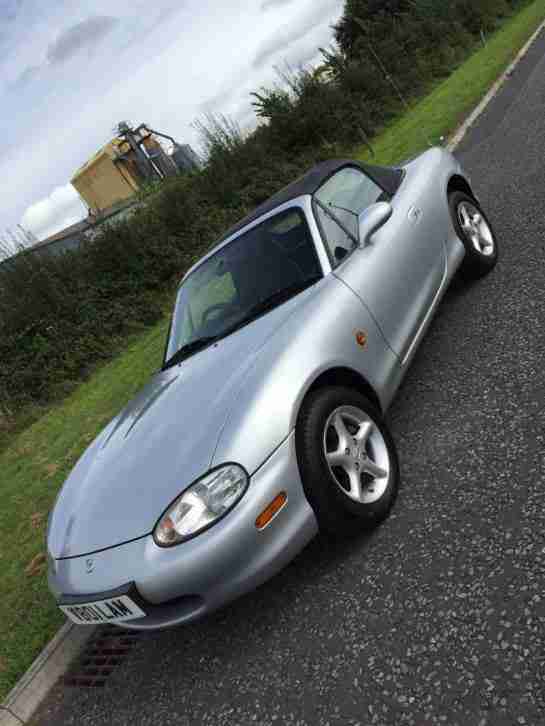 2000 MX 5 SILVER 2 OWNER 42000