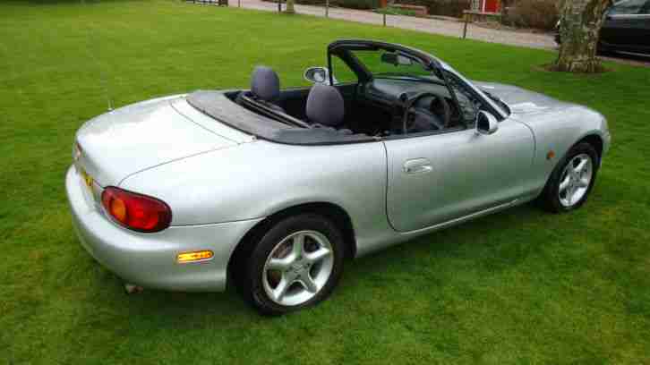 2000 MAZDA MX-5 SILVER