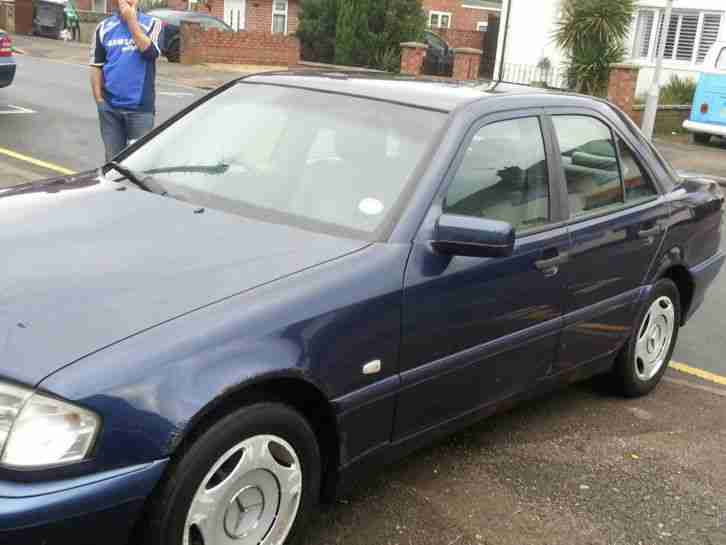 2000 MERCEDES C220 CDI CLASSIC AUTO BLUE