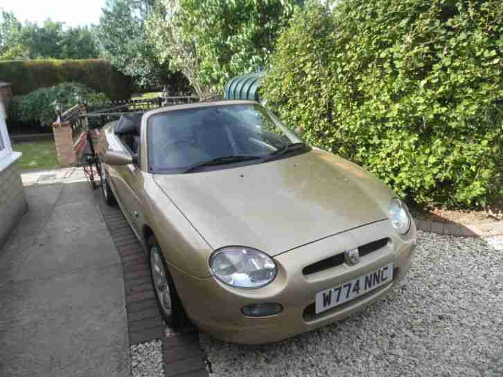 2000 MG MGF GOLD