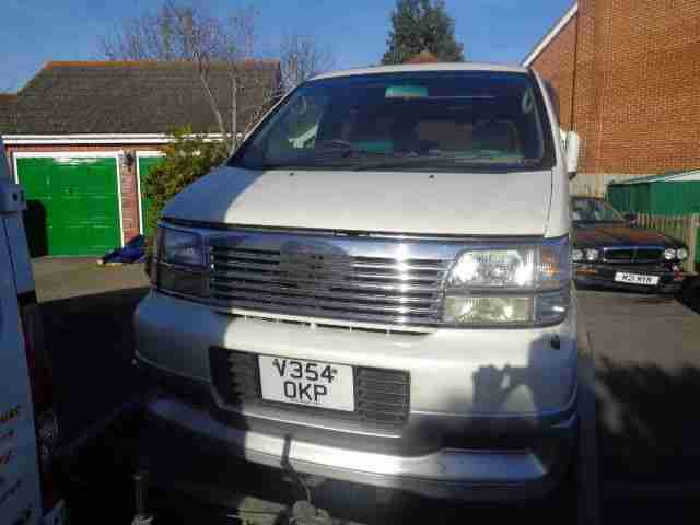 2000 NISSAN WHITE/SILVER NON RUNNER