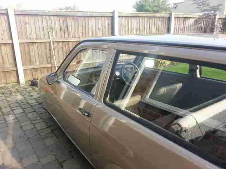 2000 RELIANT ROBIN SLX GOLD