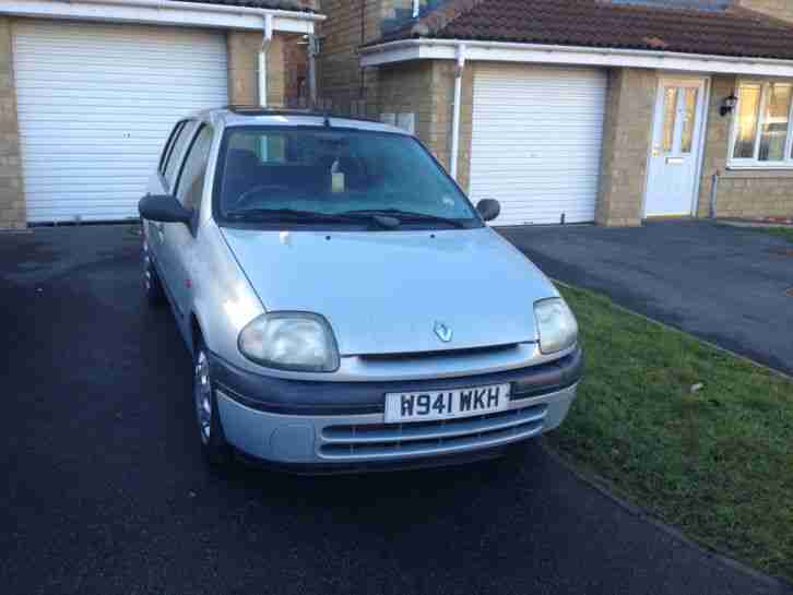 2000 CLIO 1.2 PETROL SILVER 5dr low