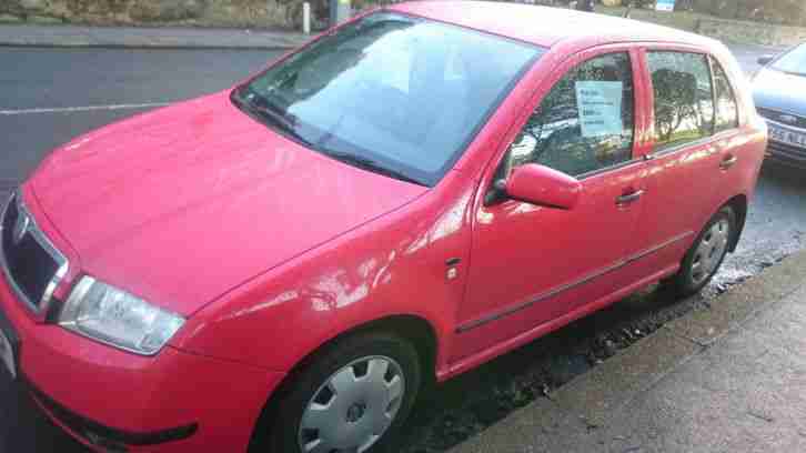 2000 SKODA FABIA COMFORT 8V RED