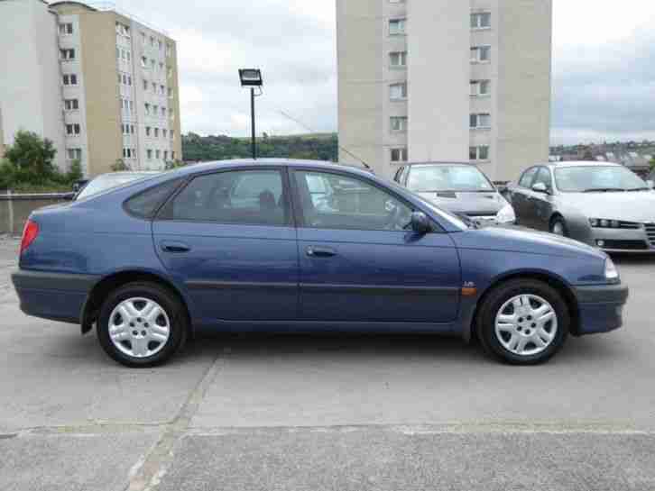 2000 Toyota Avensis 1.8 GLS 5dr