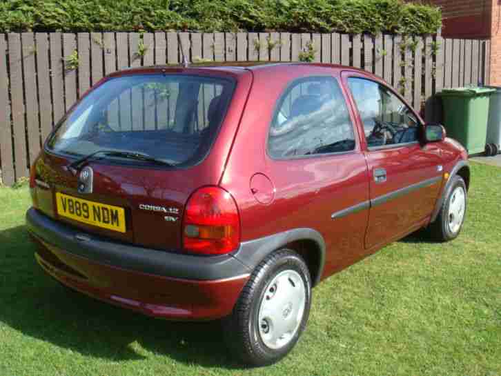 2000 VAUXHALL CORSA CLUB 16V AUTO RED