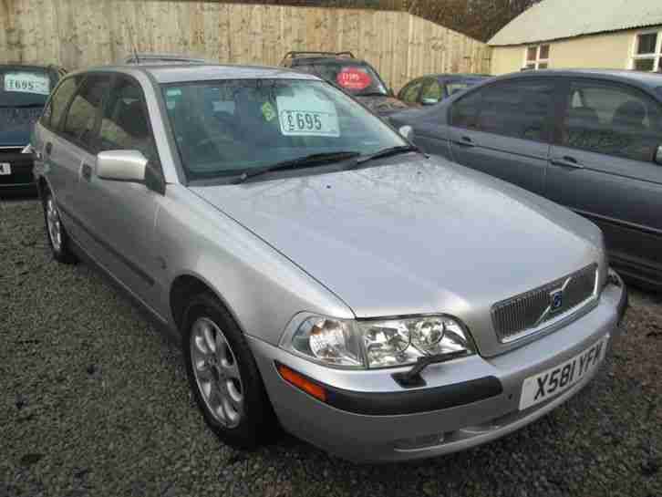2000 VOLVO V40 1.6 XS SILVER ESTATE