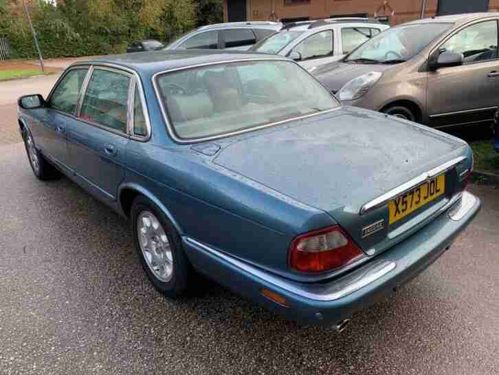 2000 X JAGUAR XJ 3.2L SOVEREIGN V8 4D AUTO 240 BHP