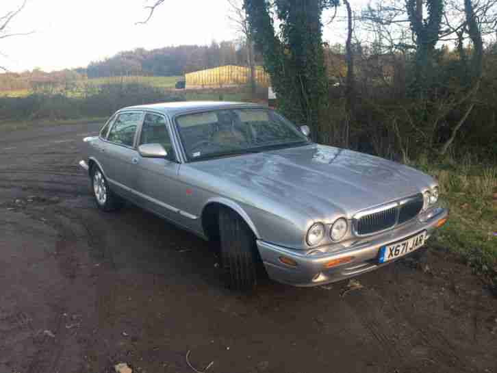 2000 jaguar xj8 new mot V8 fully loaded no reserve