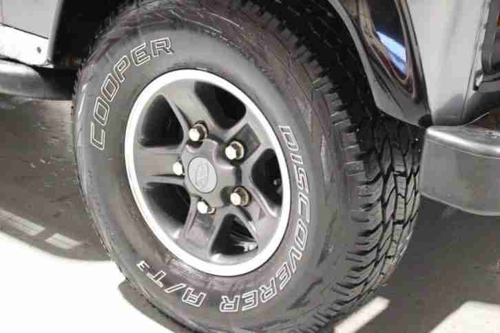 2001 51 LAND ROVER DEFENDER 110 2.5TD5 TOMB RAIDER LE DOUBLE CAB PICK UP