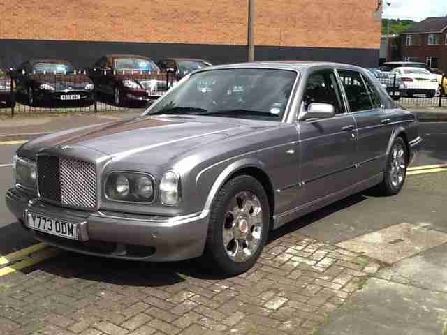 2001 Arnage 6.8 auto Red Label