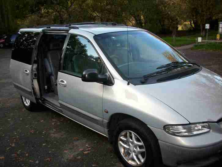 2001 CHRYSLER GRAND VOYAGER LE AUTO SILVER,Years Mot Excellent Condition,In&Out