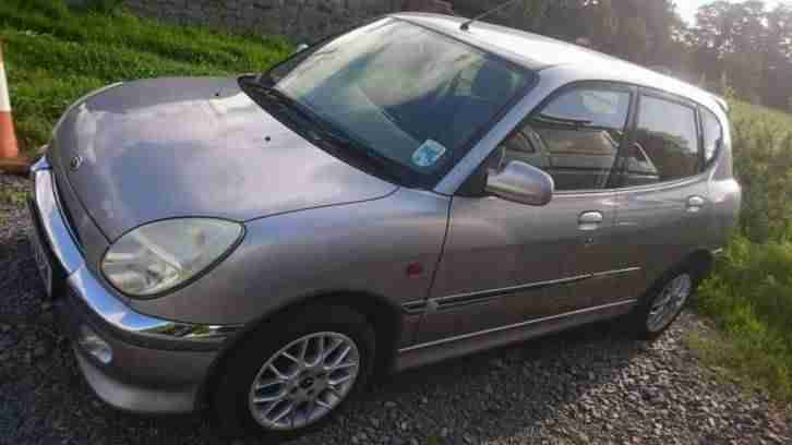 2001 DAIHATSU SIRION SL SILVER - MOT expired - Spares or repair