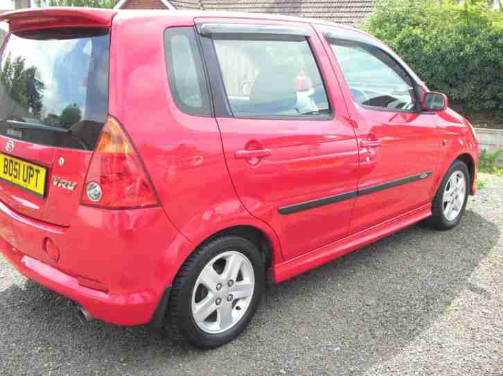 2001 Daihatsu YRV 1.3 ( Premium Pack )
