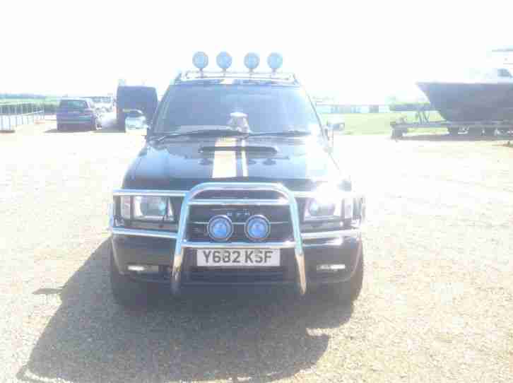 2001 TROOPER CITATION DT LWB BLACK