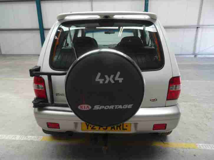 2001 KIA SPORTAGE SX WHITE 2.0 PETROL 5 DOOR MANUAL 4X4
