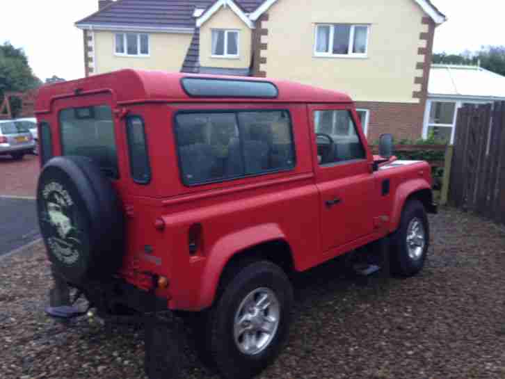 2001 LAND ROVER RED