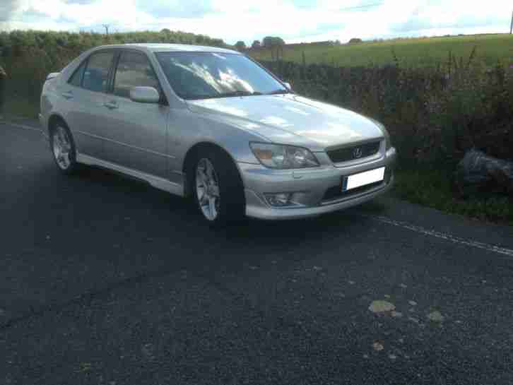 2001 IS200 SE Sport SILVER Tax and Test