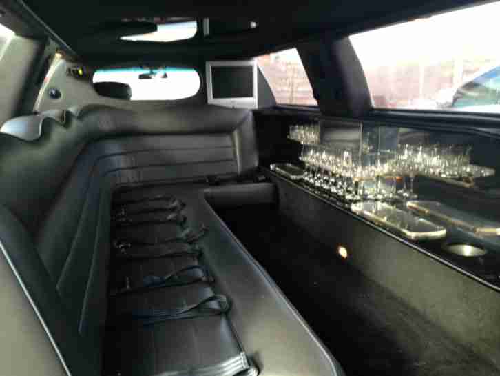 2001 LINCOLN TOWN CAR AUTO WHITE