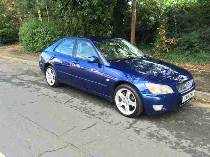 2001 Lexus IS200 Auto S (ONE OWNER FROM NEW )