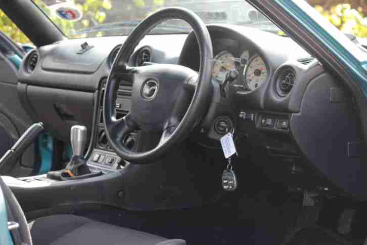 2001 MAZDA MX-5 1.8I BLUE