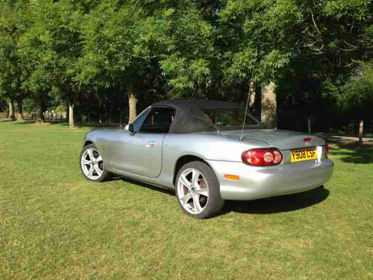 2001 MAZDA MX-5 1600 SILVER