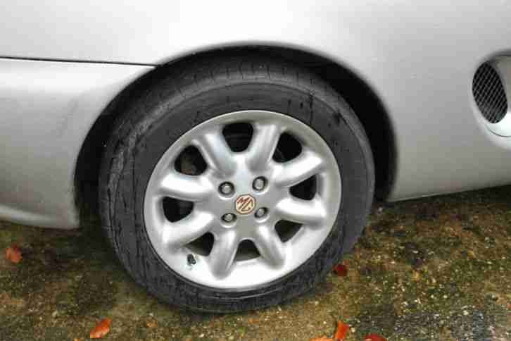 2001 MGF SILVER